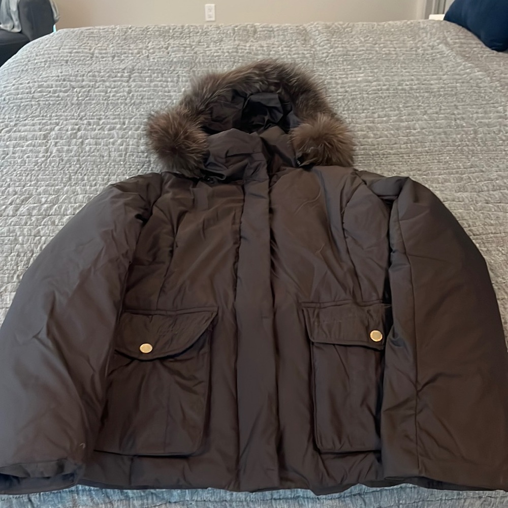 Ellen Tracy like new brown faux fur trimmed hood puffer jacket size small
